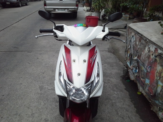 Honda Icon ปี 52 ล้อแม็ค รถสวยมาก ชุดสีสดแทบไม่มีรอย เครื่องเดิม แน่นๆ เอกสารครบ Honda Icon ปี 52 ล้อแม็ค รถสวยมาก ชุดสีสดแทบไม่มีรอย เครื่องเดิม แน่นๆ เอกสารครบ