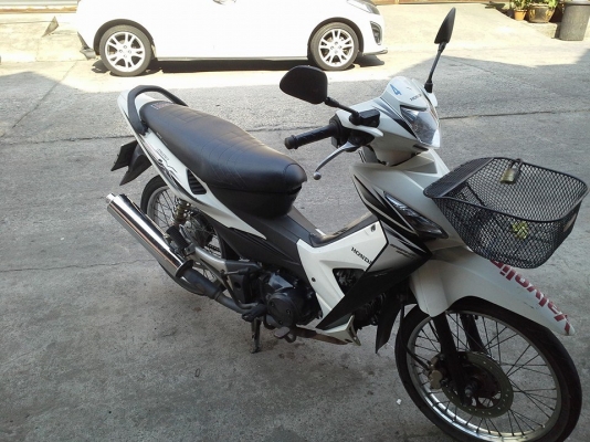 wave 125 x ปี 52 สีขาว ดิสก์หน้า เครื่องดี แน่นๆ ทดลองขับได้ทุกวัน