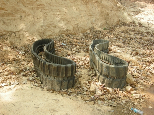 ขายครับ HANIX80 แทรกยางขาด1เส้น