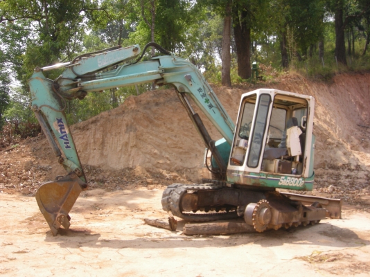 ขายครับ HANIX80 แทรกยางขาด1เส้น