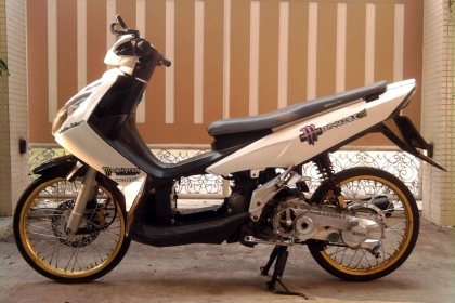 ขออนุญาติขาย Yamaha Nouvo MX สีขาวมุก โอนฟรีครับ
