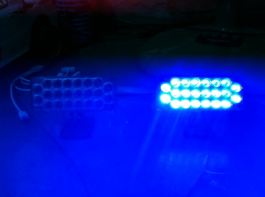 ขาย ไฟฉุกเฉิน สีแดง-น้ำเงิน มีกล่องควบคุม ปรับกระพริบได้ 2 แบบ ขาย 199 บาท พร้อมส่งไปรษณีย์ให้ด้วย หรือวิ่งมารับเองลดได้อีกครับ ทางแยกสามพราน โรงเรียนนายร้อยตำรวจ นครปฐม