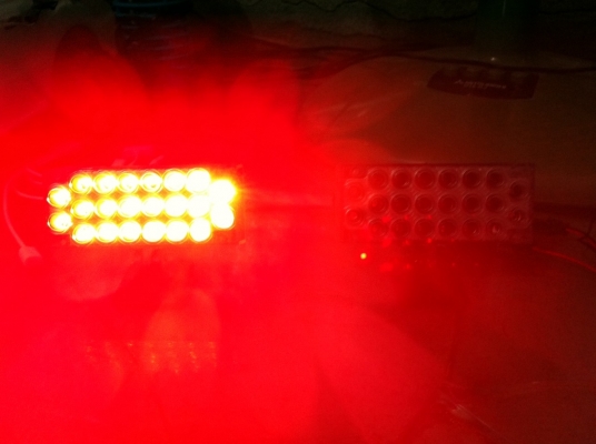 ขาย ไฟฉุกเฉิน สีแดง-น้ำเงิน มีกล่องควบคุม ปรับกระพริบได้ 2 แบบ ขาย 199 บาท พร้อมส่งไปรษณีย์ให้ด้วย หรือวิ่งมารับเองลดได้อีกครับ ทางแยกสามพราน โรงเรียนนายร้อยตำรวจ นครปฐม