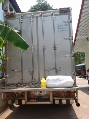 ตู้สแตนเลส ของรถ 10ล้อ ISUZU FVM มี 4ใบ ราคาต่อลองได้ สภาพ 90เปอร์เซ๊น