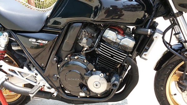 ขาย Cb400 version R ปี96 ไฟเหลียม ทะเบียน พร้อมโอน เอกสารครบ ขาย Cb400 version R ปี96 ไฟเหลียม ทะเบียน พร้อมโอน เอกสารครบ