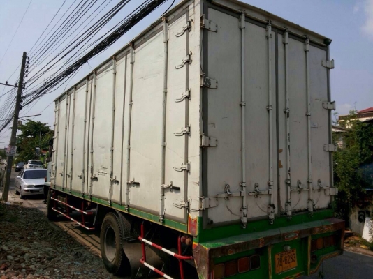 ต้องการขาย รถ 6 ล้อ ISUZU ร๊อกกี้ 195 แรง ตู้สวิง ยาว 7.20 เมตร