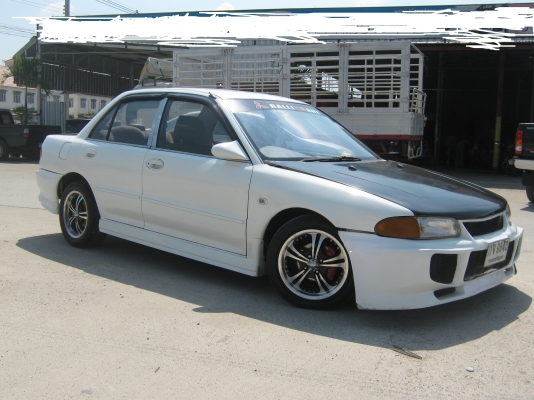 ขาย lancer e car