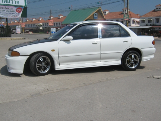 ขาย lancer e car