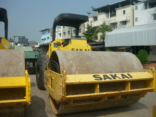 รถบดสั่นสะเทือน 10 ตัน Sakai SV505D สภาพใหม่กิ๊บ มีให้เลือกหลายคัน สภาพเนี๊ยบทุกคัน รถนอกแท้ ยังไม่ผ่านการใช้งานในไทย100\% รถบดสั่นสะเทือน 10 ตัน Sakai SV505D สภาพใหม่กิ๊บ มีให้เลือกหลายคัน สภาพเนี๊ยบทุกคัน รถนอกแท้ ยังไม่ผ่านการใช้งานในไทย100\%