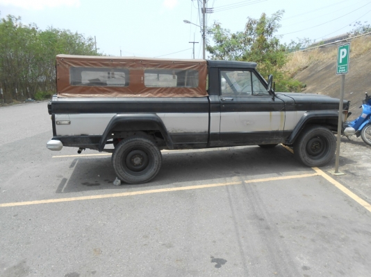 ขาย JEEP Gladiator 1964 USA ต่อรองได้ครับ ขาย JEEP Gladiator 1964 USA ต่อรองได้ครับ