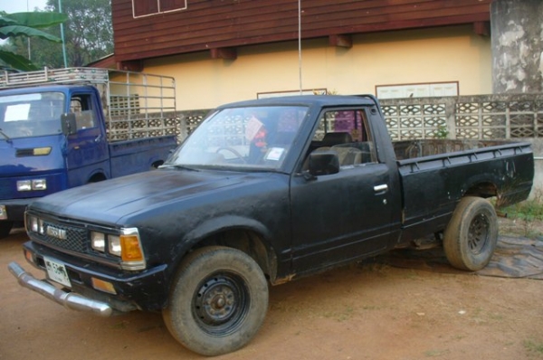 ขายนิสสัน720 เอสดี23