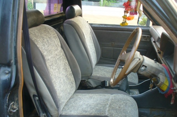 ขายนิสสัน720 เอสดี23