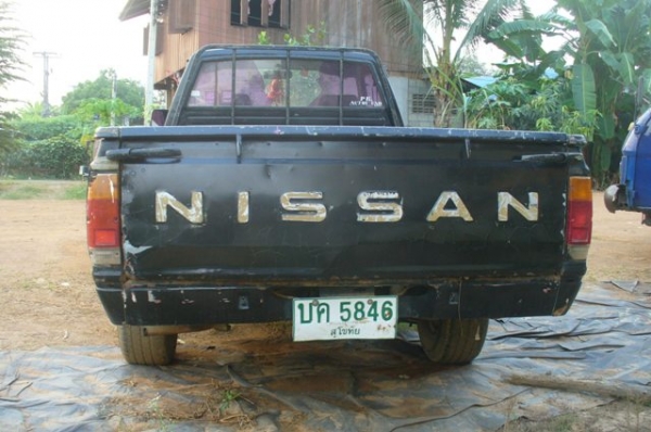 ขายนิสสัน720 เอสดี23