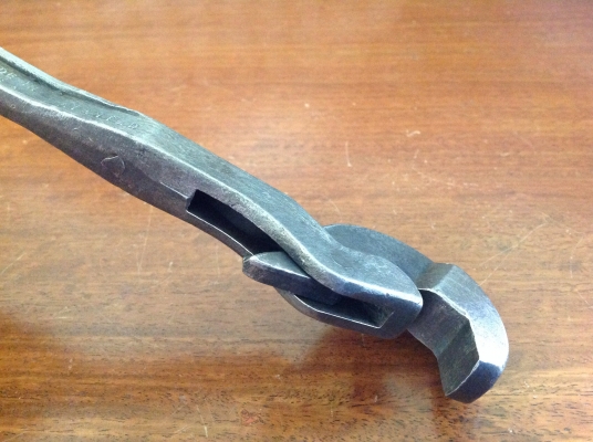 ขายประแจโบราณ Masterench 8"