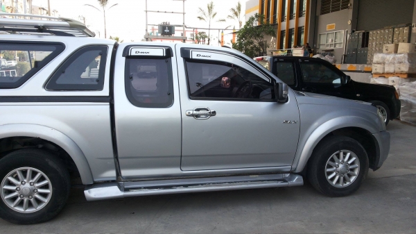 Isuzu D-max ปี 2005 รุ่นท๊อปเดิมๆจากโรงงาน รถบ้าน ผู้หญิงใช้