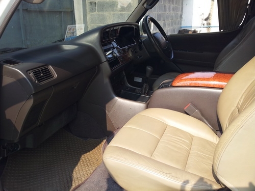 รถตู้ GRAND WAGON สภาพดีมาก สวยเดิมเนียน