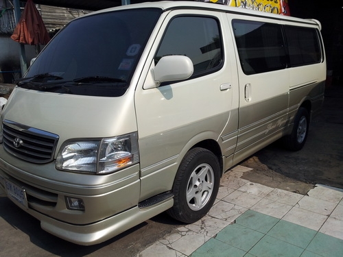 รถตู้ GRAND WAGON สภาพดีมาก สวยเดิมเนียน