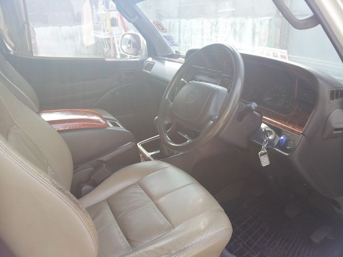 รถตู้ GRAND WAGON สภาพดีมาก สวยเดิมเนียน