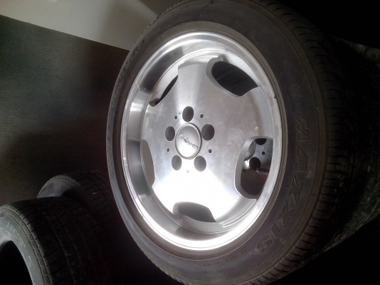 ขายล้อแม็กขอบเบ๊นซ์ 16 5รู 8นิ้ว ออฟ32สภาพสวยไม่คต ไม่ซ่อม แท้เยอรมัน