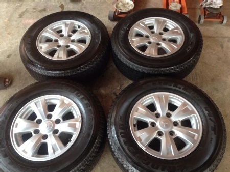 เเม็ก Mitsubishi  Triton plus ขอบ16 พร้อมยาง 245/70/16 ปี12