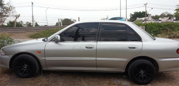 ขายด่วนมิตซูบิชิแลนเซอร์ E-CAR หัวฉีด พร้อมขับ