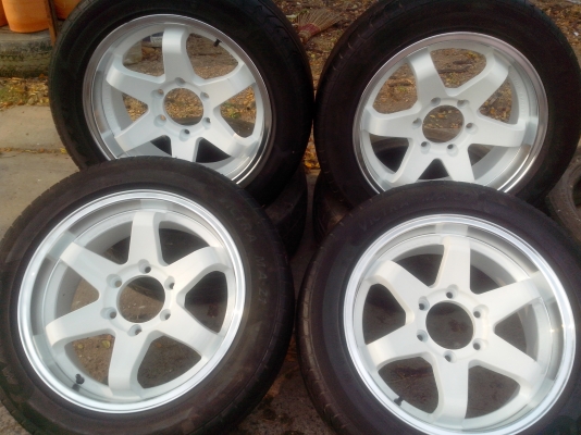 motor sports17/6/139et20กว้าง7.5พร้อมยาง225-55-17-maxxis12 สวยๆทำสีมาอส่างเดียว ไม่มีซ่อมขอบหนาทุกวง ขาย 9900 0898128457