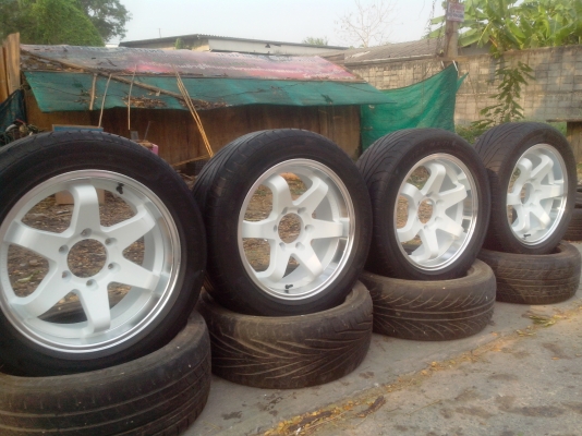 motor sports17/6/139et20กว้าง7.5พร้อมยาง225-55-17-maxxis12 สวยๆทำสีมาอส่างเดียว ไม่มีซ่อมขอบหนาทุกวง ขาย 9900 0898128457 motor sports17/6/139et20กว้าง7.5พร้อมยาง225-55-17-maxxis12 สวยๆทำสีมาอส่างเดียว ไม่มีซ่อมขอบหนาทุกวง ขาย 9900 0898128457