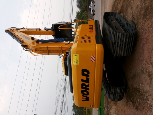 รถขุดไฮดรอลิกWORLD เทคโนโลยีจากญี่ปุ่น คุณภาพระดับโลก