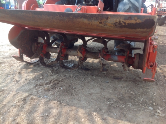 ปัญญาแทรคเตอร์มาแล้ว...จัดมาให้ครับ คูโบต้า KRT 140 PTO ใบมีด โรตาลี่ตราช้าง RX100 ผาน3 ล้อเหล็ก ทำงาน503ชม. พวงมาลัยเพาเวอร์ สภาพเดิมๆ ส่งทั่วไทยคับ