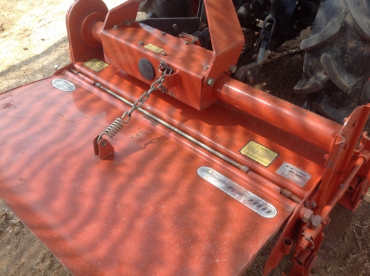 ปัญญาแทรคเตอร์มาแล้ว...จัดมาให้ครับ คูโบต้า KRT 140 PTO ใบมีด โรตาลี่ตราช้าง RX100 ผาน3 ล้อเหล็ก ทำงาน503ชม. พวงมาลัยเพาเวอร์ สภาพเดิมๆ ส่งทั่วไทยคับ