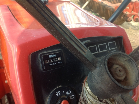 ปัญญาแทรคเตอร์มาแล้ว...จัดมาให้ครับ คูโบต้า KRT 140 PTO ใบมีด โรตาลี่ตราช้าง RX100 ผาน3 ล้อเหล็ก ทำงาน503ชม. พวงมาลัยเพาเวอร์ สภาพเดิมๆ ส่งทั่วไทยคับ