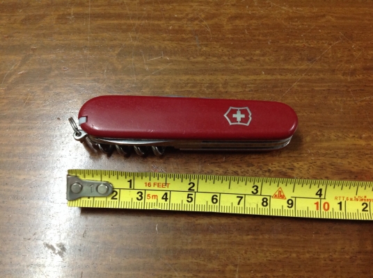 ขายมีดเอนกประสงค์ VICTORINOX เล่มละ 850 บาท