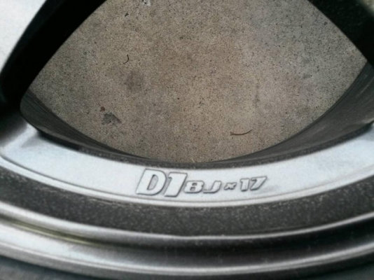 ขายล้อแม็กซ์พร้อมยาง โปรเจคดี   ยาง 215-45-17 -ปี 12