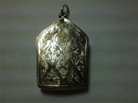 ตลับพระเงินเปิดปิดได้