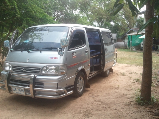 ต้องการขายรถตู้TOYOTA