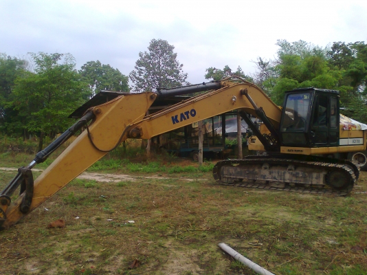 ขายแบโฮkato pc200 ขายแบโฮkato pc200