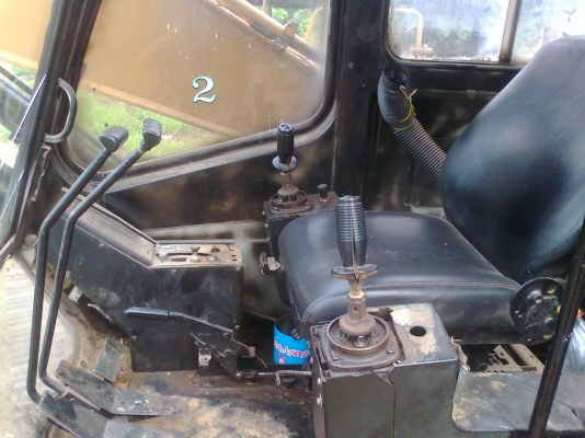 ขายแบโฮkato pc200 ขายแบโฮkato pc200