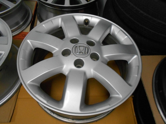 ขายล้อแม็กเปล่า Honda CRV ขอบ 17(5/114.3) สวยๆ 1 ชุด