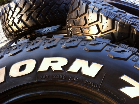 ขายยาง Mud Maxxis Mt764 Big Horn 30 9.5 R15 สวยๆ ขายยาง Mud Maxxis Mt764 Big Horn 30 9.5 R15 สวยๆ