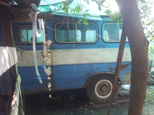 ขายisuzu elf  สี่ล้อกลาง