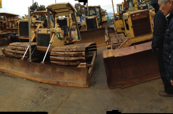 ขายด่วนรถแทรคเตอร์ตีนตะขาบ  Mitsubishi BD2G II  ใบแทรคกว้าง  ดันดินดันโคลนสบาย รถแรง เก่าญี่ปุ่นยังไม่เคยใช้งานในไทย