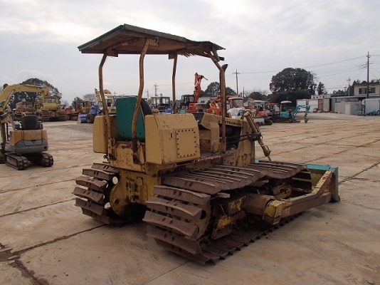 ขายด่วนรถแทรคเตอร์ตีนตะขาบ Mitsubishi BD2F  เก่าญี่ปุ่นใบแทรค 70  เก่าญี่ปุ่นสวยมาก ๆๆ