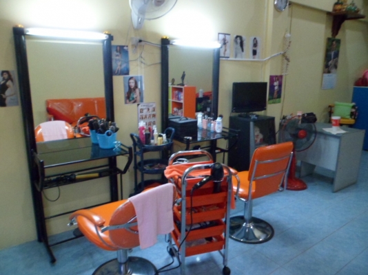 ขายถูกๆอุปกรณ์เสริมสวย 25000 บาท