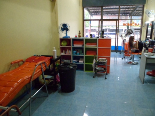 ขายถูกๆอุปกรณ์เสริมสวย 25000 บาท