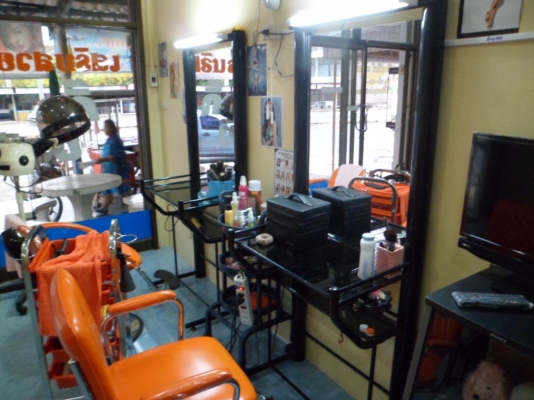 ขายถูกๆอุปกรณ์เสริมสวย 25000 บาท