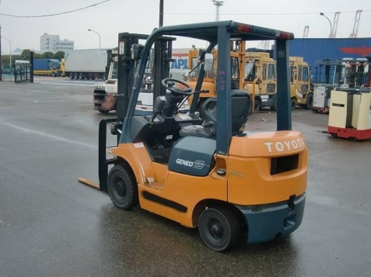 ขายฟอร์คลิฟต์ TOYOTA 7FG15 ( SPECS JAPAN )  เกียร์ MT  , ขอบคุณมากครับ พี่สมพงษ์  สมุทรสาคร