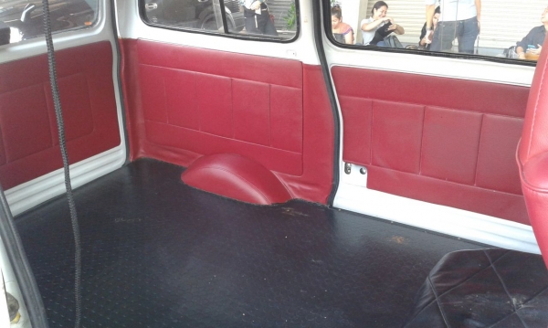 ตู้กะป๊อไดฮัทสุ s70หลังคาสูงประตูสไลด์2ข้าง สวยนางฟ้า เครื่องเกียร์ช่วงล่างสมบูรณ์ เล่มแท้ชุดโอนครบ แอร์ ช้าอด