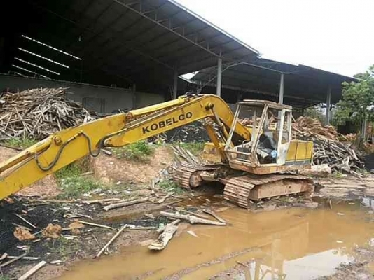KOBELCO K904-2 มีอินวอยล์ รถใช้งานอยู่ทุกวัน สภาพใช้ได้...