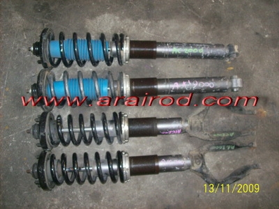 ต้องการซื้อโชค ปรับเกลียวได้ของ แอคครอดปี 2000 (งูเห่า)