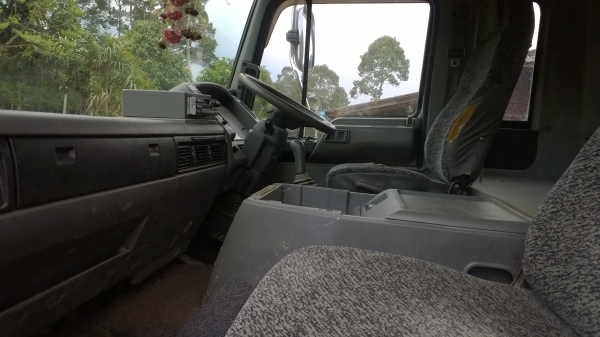 HINO FF173 6ล้อดั้มช่วงยาว ดั้ม4.5ม.เครื่องดีมาก168แรง หัวเก๋งนอกสวย... HINO FF173 6ล้อดั้มช่วงยาว ดั้ม4.5ม.เครื่องดีมาก168แรง หัวเก๋งนอกสวย...